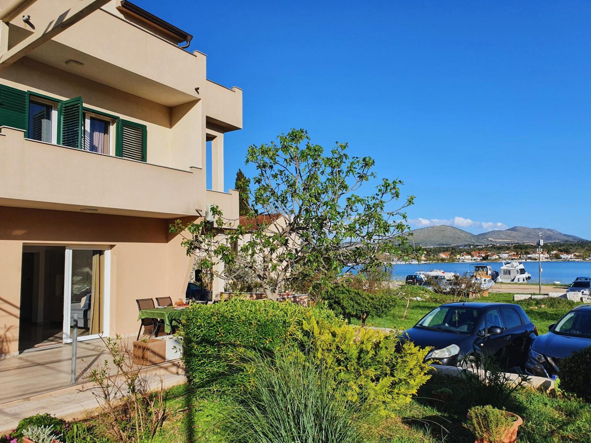 Gracienda Apartment Bilice Exterior photo